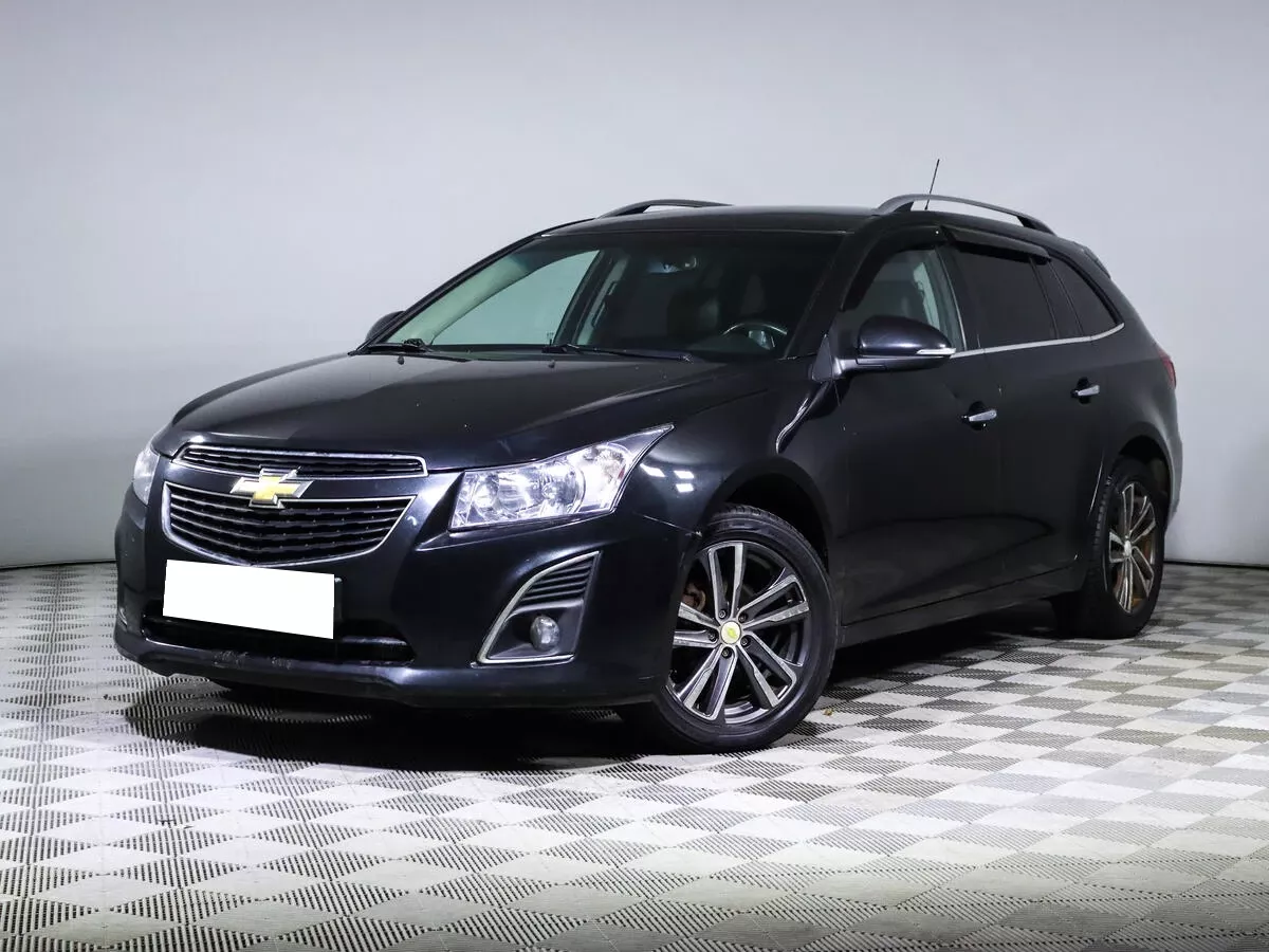 Купить Chevrolet Cruze 2015 г.в. 129392 Автоматическая Бензин/1800 см3 за  1200000 руб. скидка 0 руб. в Кредит от 18% годовых.